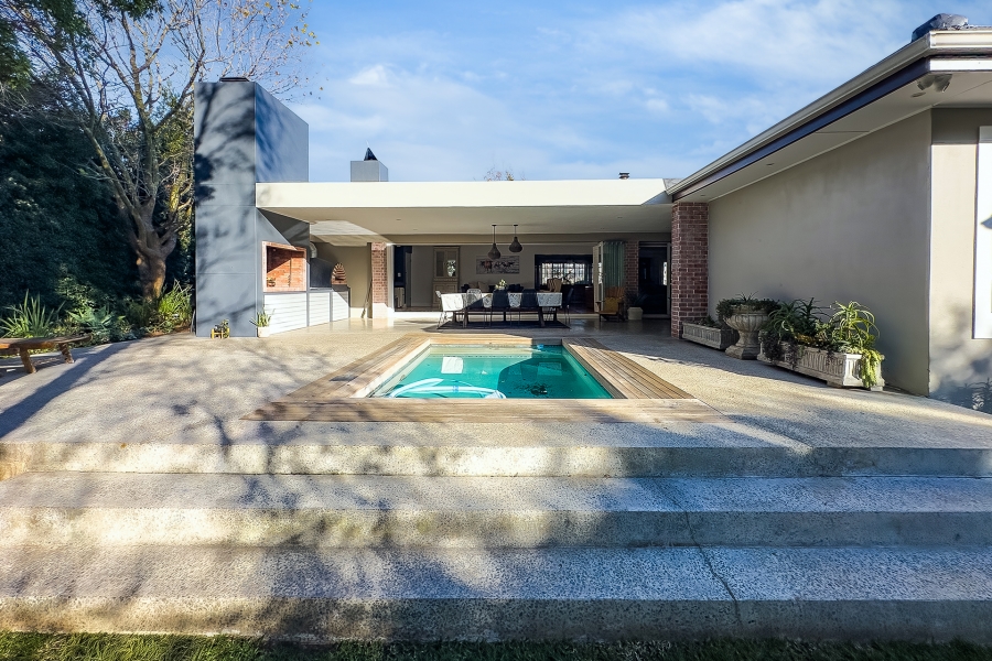 7 Bedroom Property for Sale in Durbanville Hills Western Cape